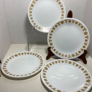 Set a four vintage CORELLE butterfly gold 8.5” luncheon salad plates
